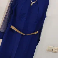 لباس مجلسی|لباس|میانه, |دیوار