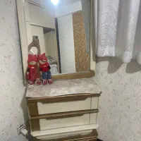 دوتا پاتختی همراه با آینه