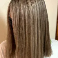 رنگ و لایت|خدمات آرایشگری و زیبایی|بروجن, |دیوار