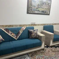 مبل تخت خوابشو در حد نو بدون  زدگی بدون لکه کم کار