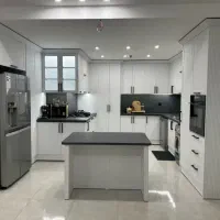 واحد 200 متری/فول امکانات/خوش نقشه/جهاد
