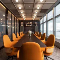 ۹۵متر. تابلوخور. فول امکانات. کاشانی اباذر