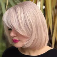 اموزش تخصصی تمامی لاین ارایشگری و پک های اقتصادی