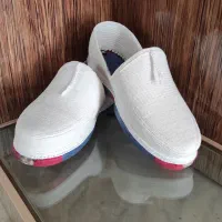 گیوه هورامی|کیف، کفش، کمربند|جوانرود, |دیوار