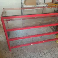 ویترین شیشه ای