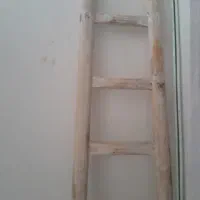 نردبان چوبی