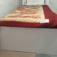 تختخواب تک نفره