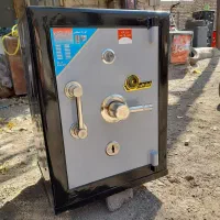 مناسب قیمت گاوصندوق ۲سال ظمانت ۱۸۲۵۶۳