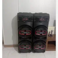 باند  میکروفون دار . بلوتوثی . فلش خور.