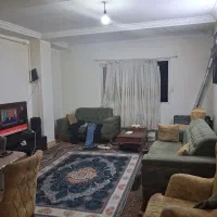 به-یک-هم-خانه-دختر-نیازمندم