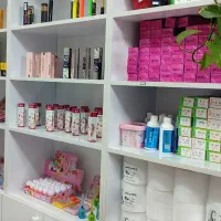 ویترین و قفسه بندی MDF نو نو برای فروش|فروشگاه و مغازه|سلماس, |دیوار