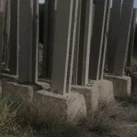 دیوار بتنی آماده با ستونهای آماده