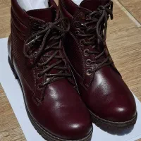 بوت زنانه سایز ۳۷