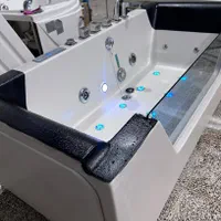 وان جکوزی حمام آکواریومی صدفی با نورپردازی RGB|لوازم حمام|اصفهان, روشن‌دشت|دیوار