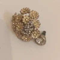 آویز جای هندزفری