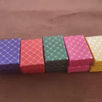 جعبه بدلیجات یا طلا.|بدلیجات|هشتگرد, |دیوار