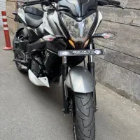 ns200سند تک برگ