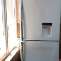 یخچال درحنو