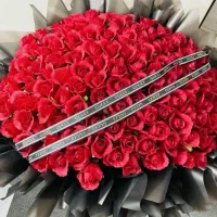 دسته گل رز مصنوعی