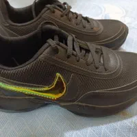 تعدادی کفش و کتانی|کیف، کفش، کمربند|محمدشهر, محمدشهر|دیوار