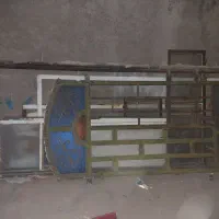 چند عدد در و پنجره