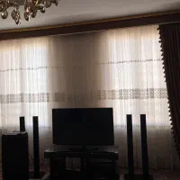 کنارپرد‌ه‌ها و پرده وسط سالم بدون ذره‌ای پارگی|پرده، رانر، رومیزی|کرج, شاهین‌ویلا|دیوار