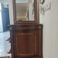 آینه و کنسول
