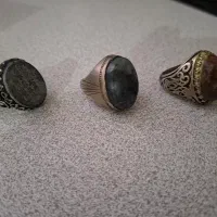 چند عدد انگشتر