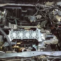 کارگر اگزوز ساز وکارکر ساده مکانیک