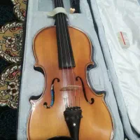 ویولن Tf142 در حد نو