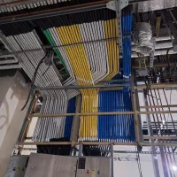 برقکار ماهر و نیمه ماهر وردست ( کنترات و روز مزد)|استخدام صنعتی، فنی، مهندسی|تهران, پاسداران|دیوار