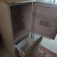 یخچال فریزر شارپ اورجینال برق ۱۱۰ به همراه تبدیل
