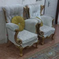 مبل، نیمه سلطنتی