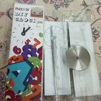 ساعت دیواری اعداد و حروف
