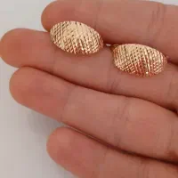 گوشواره طلا طلای ۱۸ عیار سالم در حد نو