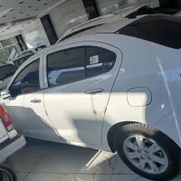 شاهین ۱۴۰۴ با سانروف فول کامل