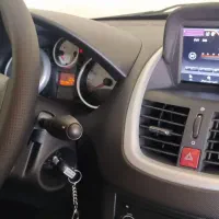 یک دستگاه پژو فروشی