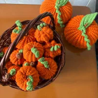 کدو گوشواره، بلوط و،برگ های بافتنی پاییز و یلدا