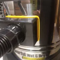 سرای قوی سپید(جارو برقی سطلی، آب و خاک)|جاروبرقی، جارو شارژی، بخارشو|مشهد, چهارچشمه|دیوار