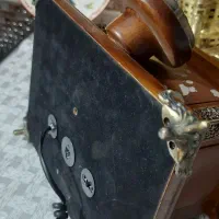 تلفن چوبی قدیمی سالم|تلفن رومیزی|مشکیندشت, |دیوار