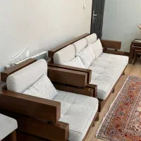 مبل ۹ نفر به همراه میز ناهار خوری ۶ نفر و نیمکت|مبلمان خانگی و میز عسلی|رشت, سعدی (تختی)|دیوار