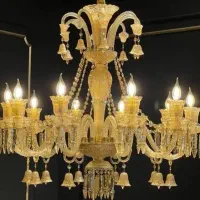 لوستر باکارات در کارگاه