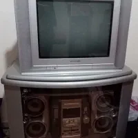 تلویزیون پاناسونیک با میز