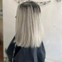 ارائه دهنده انواع خدمات رنگ و لایت با بهترین موادد|خدمات آرایشگری و زیبایی|اصفهان, شاهزید|دیوار