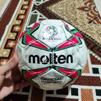 توپ فوتبال مولتن
