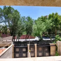 ۱۸۵ متری / خاص خادمی / تک‌واحدی لوکس /  ۳ خواب