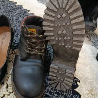 نیم بوت و پاشنه دار|کیف، کفش، کمربند|شیراز, دینکان|دیوار