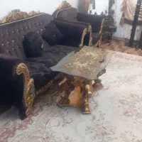 مبل سلطنتی کلاسیک و میز عسلی( قیمت بصورت توافقی)