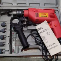 دریل برقی با جعبه آکبند کامل با همه لوازم زیر قیمت