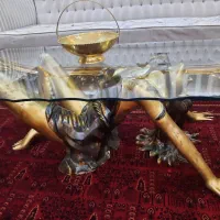 میز برنزی قلع